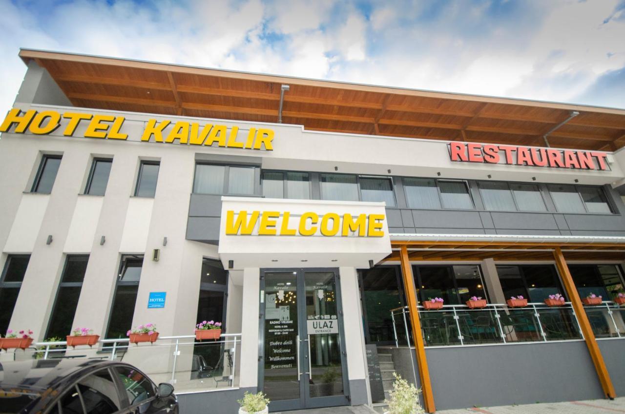 Hotel Kavalir Zepce Extérieur photo