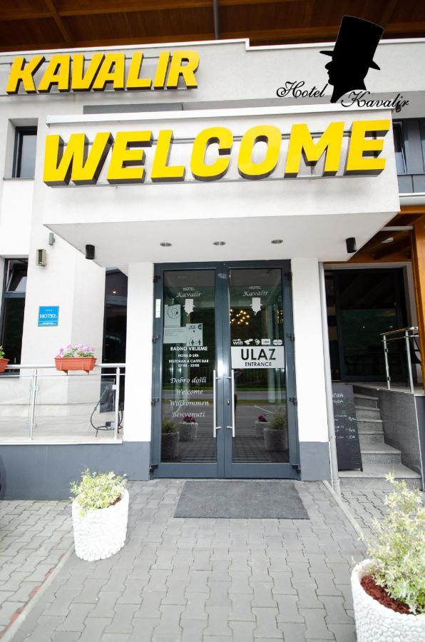 Hotel Kavalir Zepce Extérieur photo