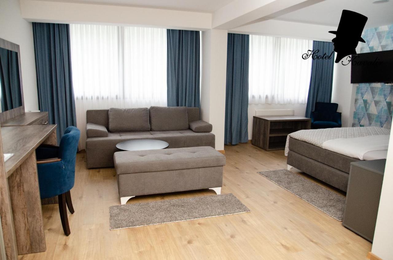 Hotel Kavalir Zepce Extérieur photo
