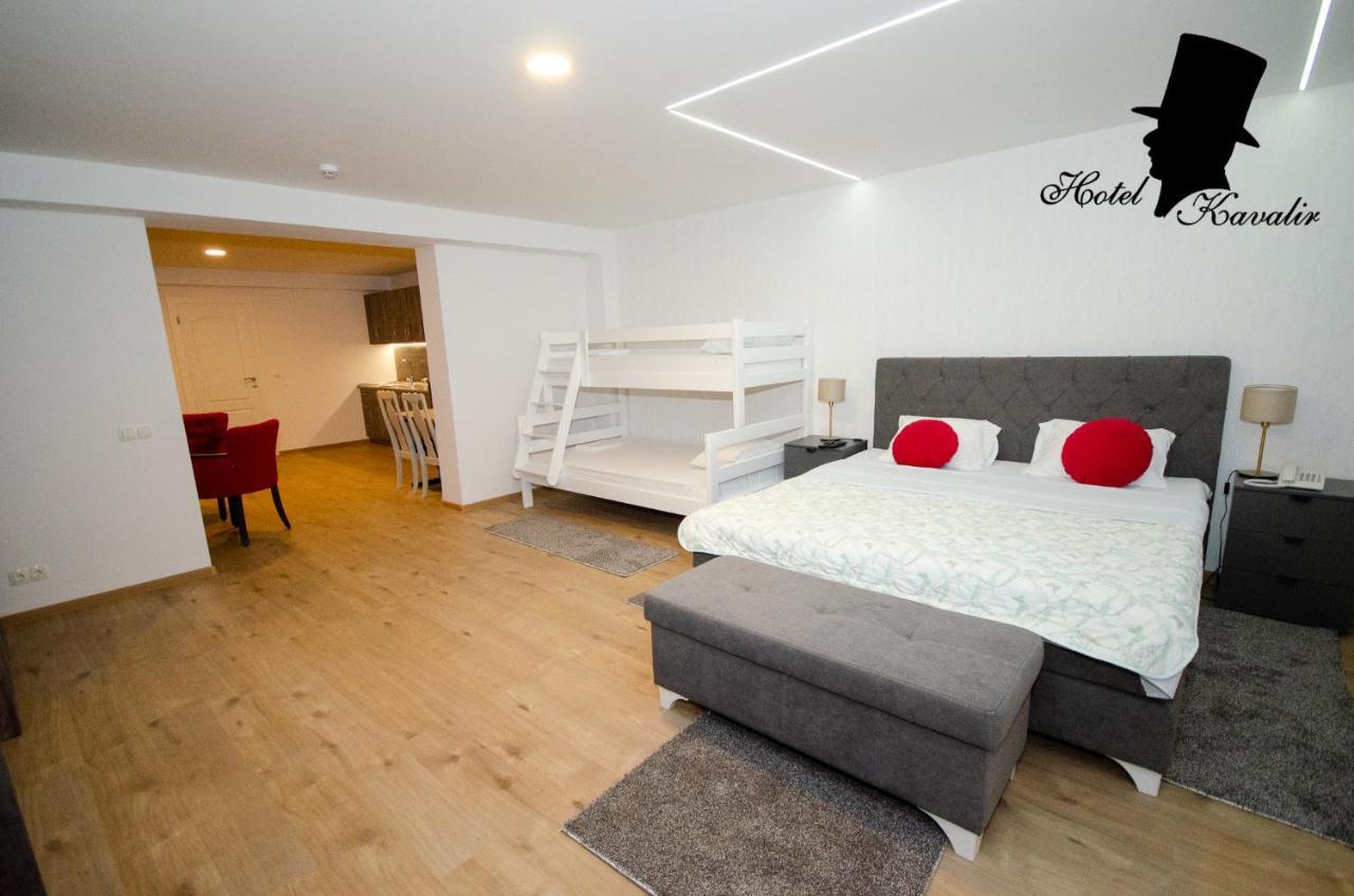 Hotel Kavalir Zepce Extérieur photo