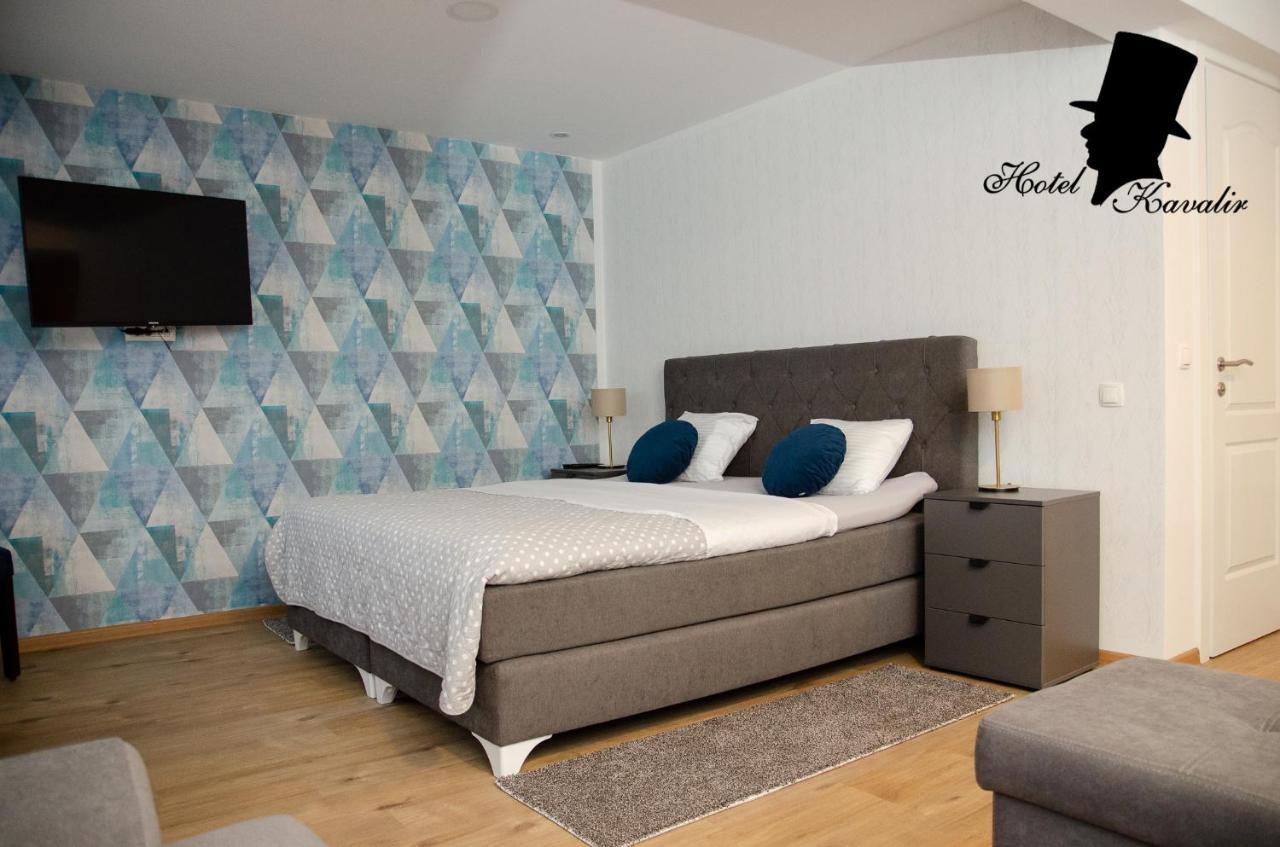 Hotel Kavalir Zepce Extérieur photo
