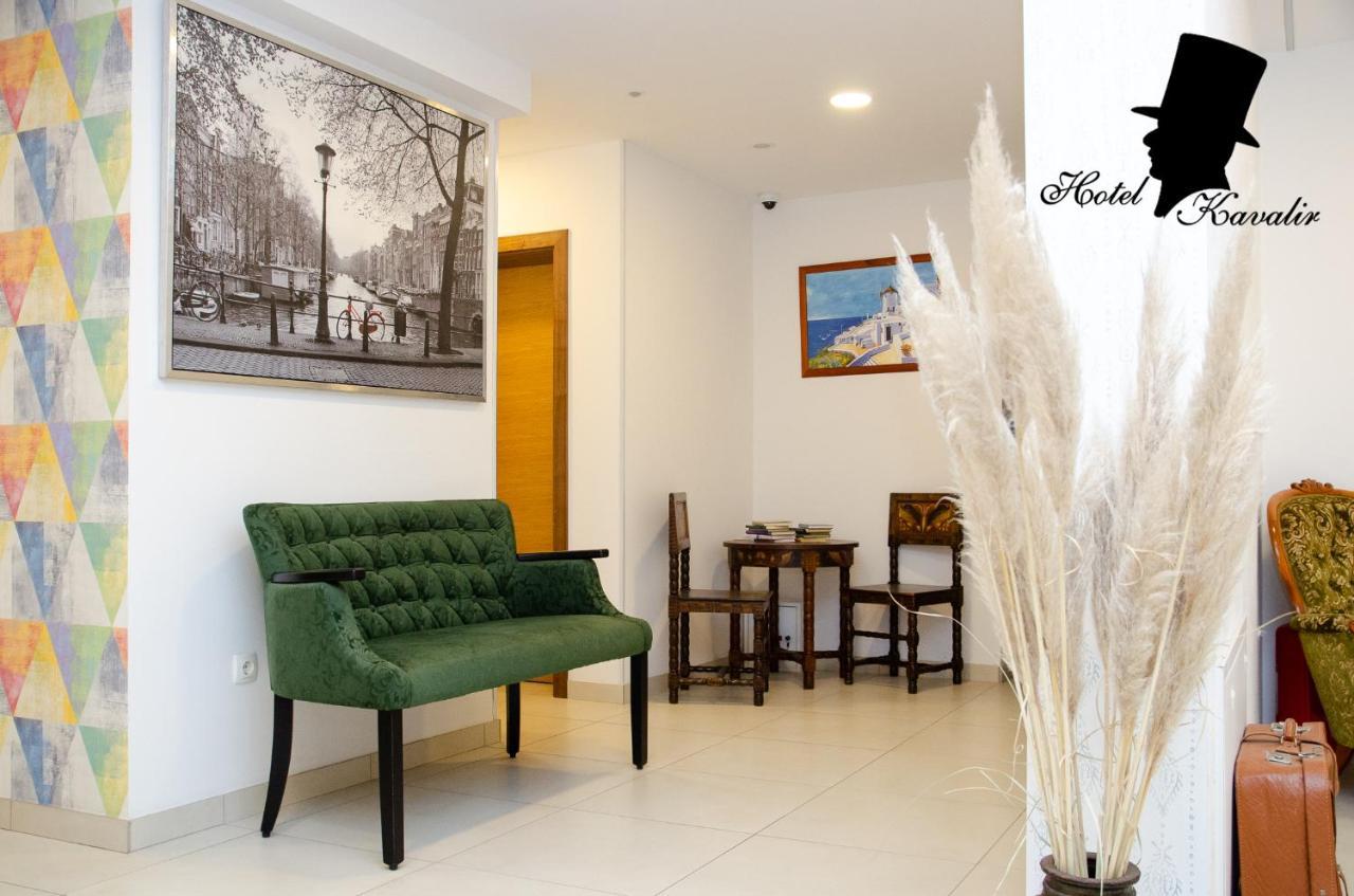 Hotel Kavalir Zepce Extérieur photo