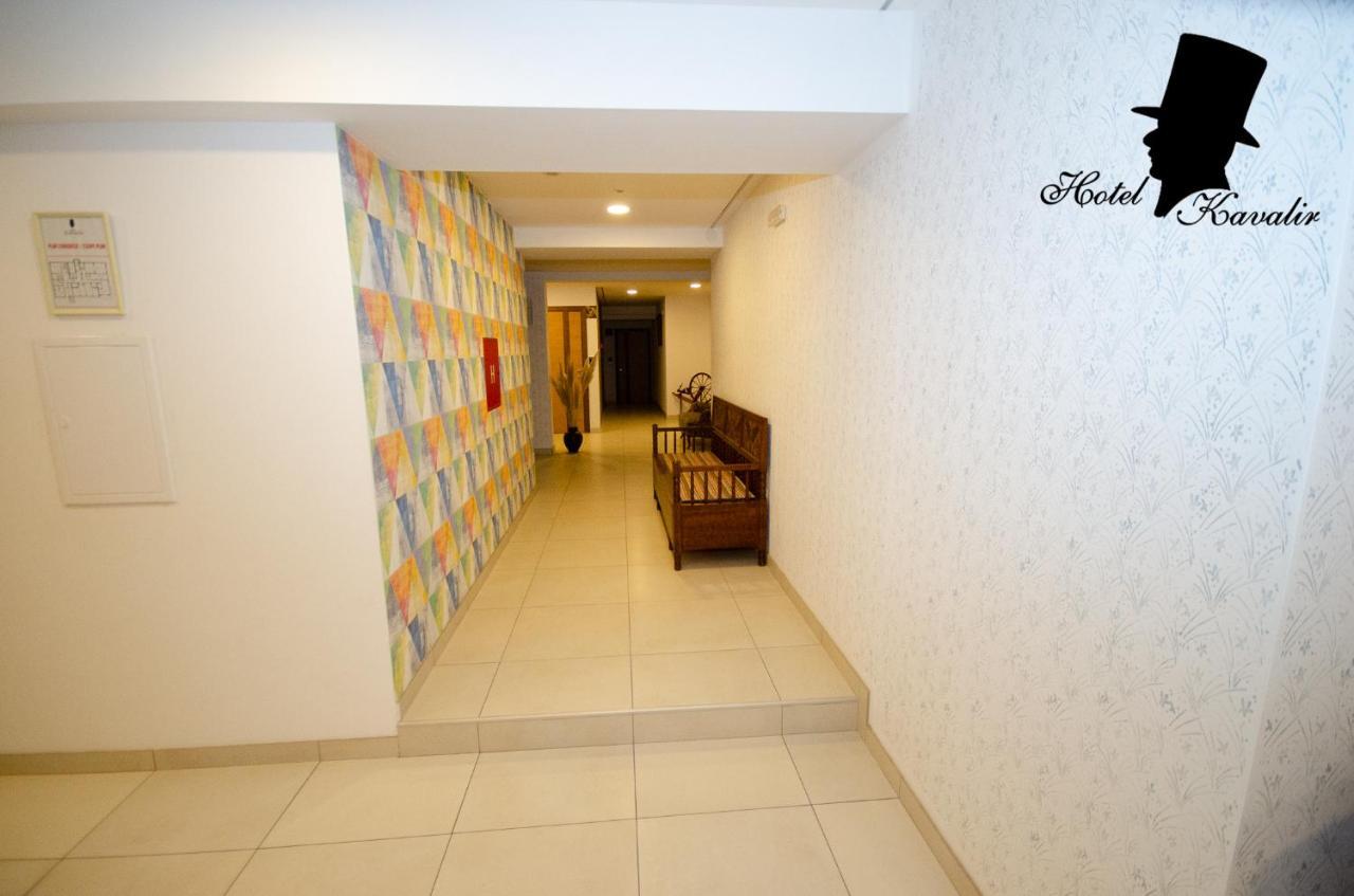 Hotel Kavalir Zepce Extérieur photo