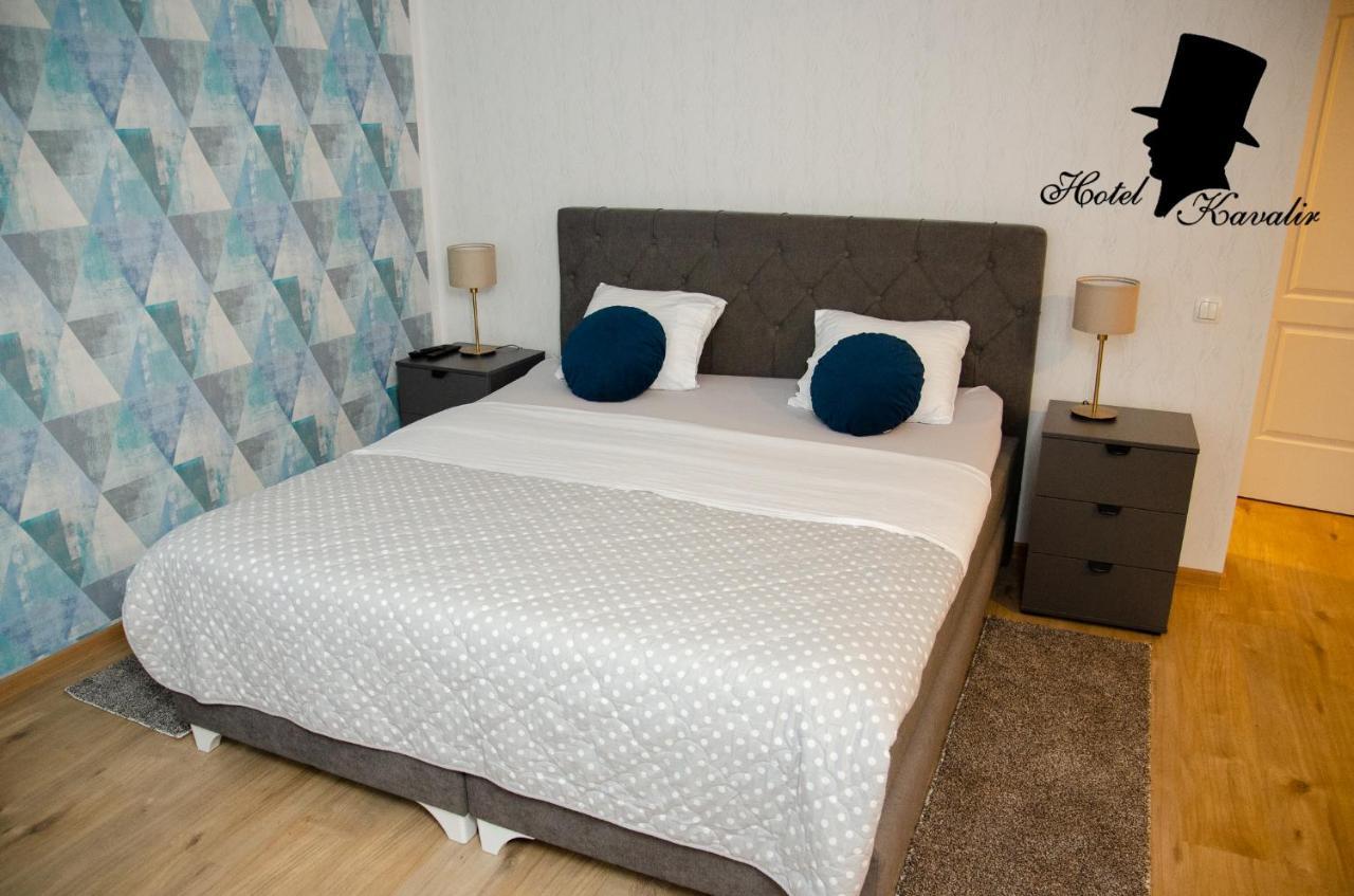 Hotel Kavalir Zepce Extérieur photo