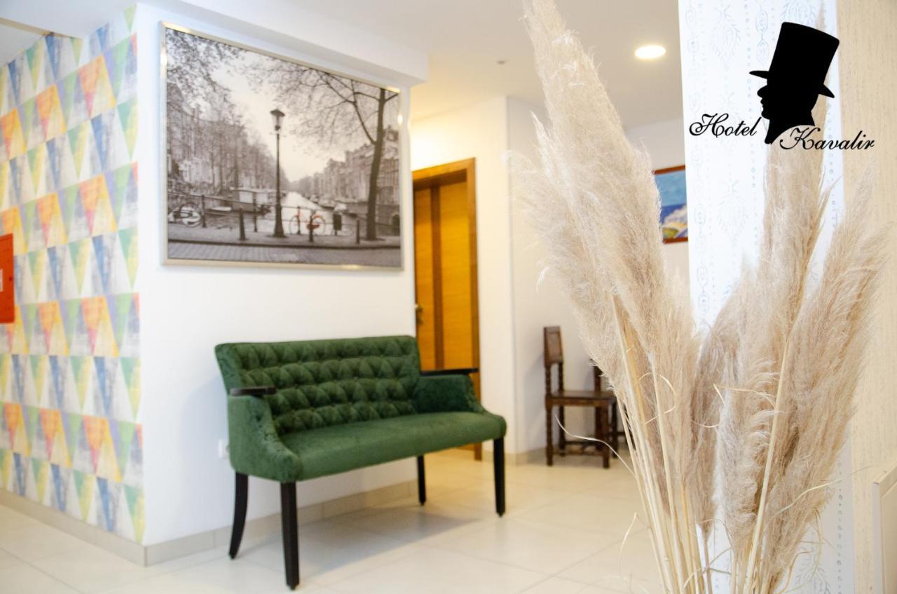 Hotel Kavalir Zepce Extérieur photo